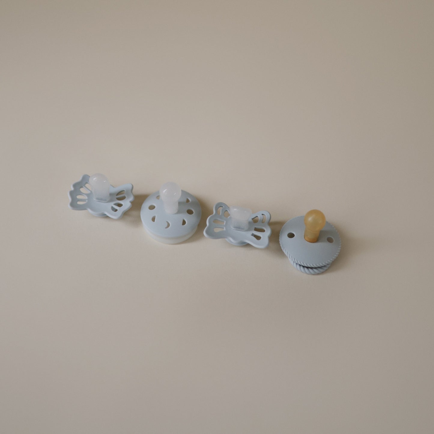 FRIGG Baby's First Pacifier | Powder Blue 4-Pack
