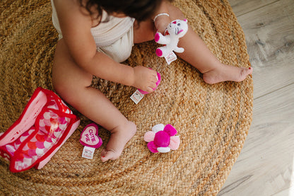 Valentine's Day Plush Fill & Spill Playset