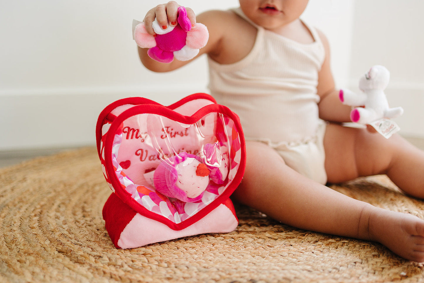 Valentine's Day Plush Fill & Spill Playset